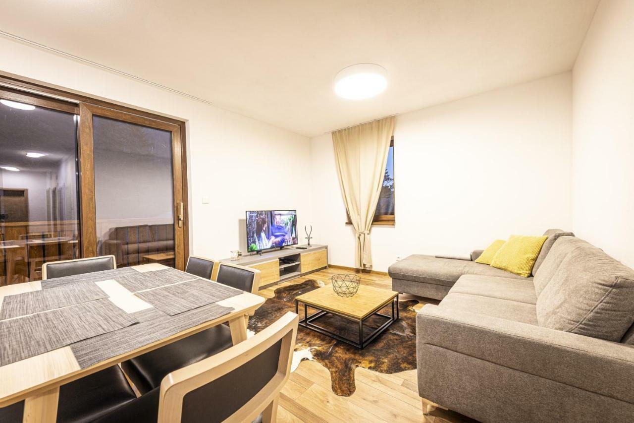 Apartmanovy Dom Poludnica - Chopok Juh Tale Exterior foto