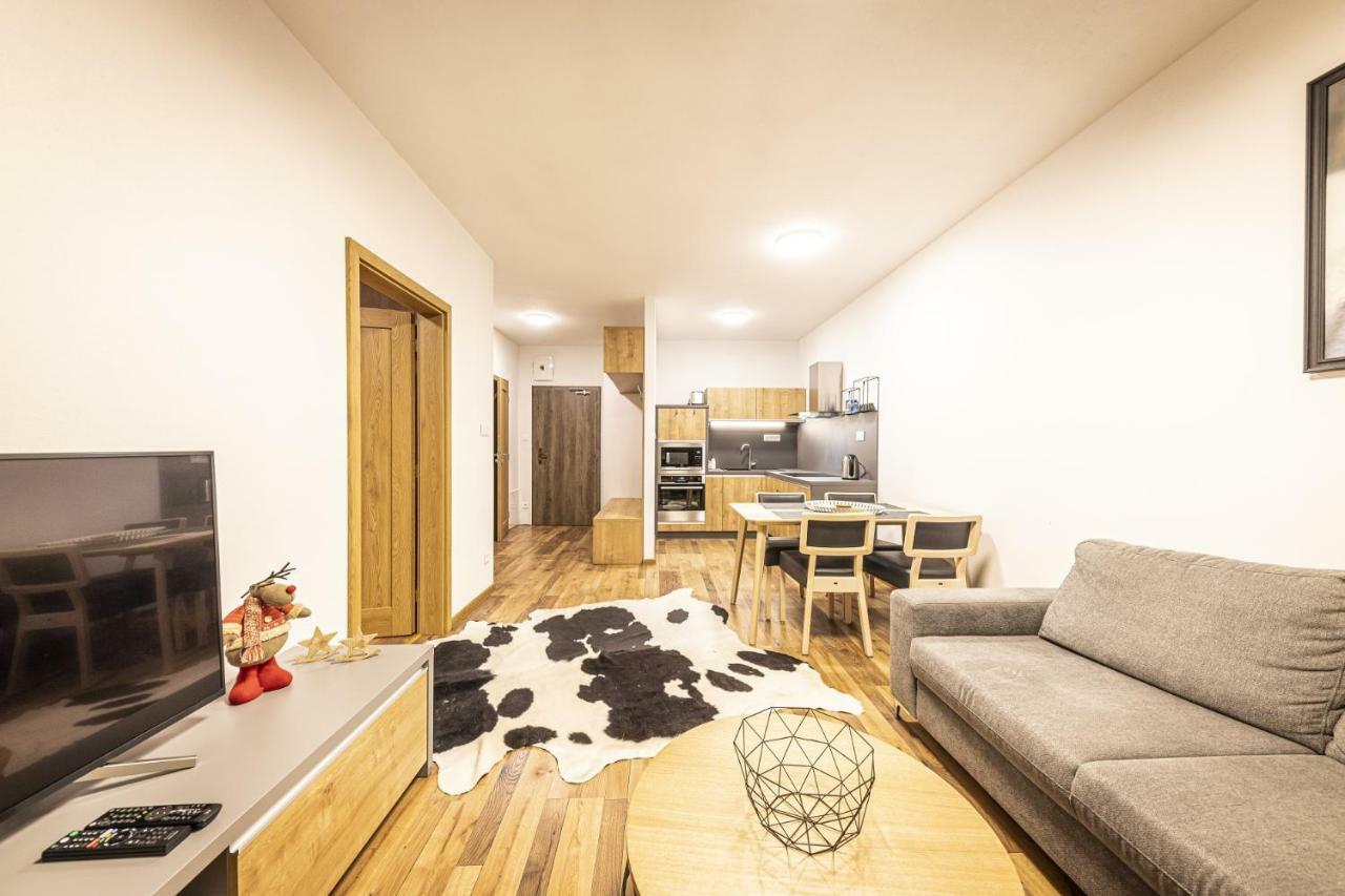 Apartmanovy Dom Poludnica - Chopok Juh Tale Exterior foto