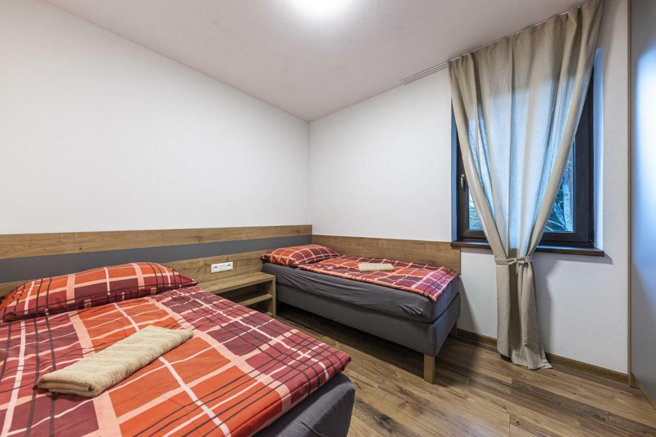 Apartmanovy Dom Poludnica - Chopok Juh Tale Exterior foto
