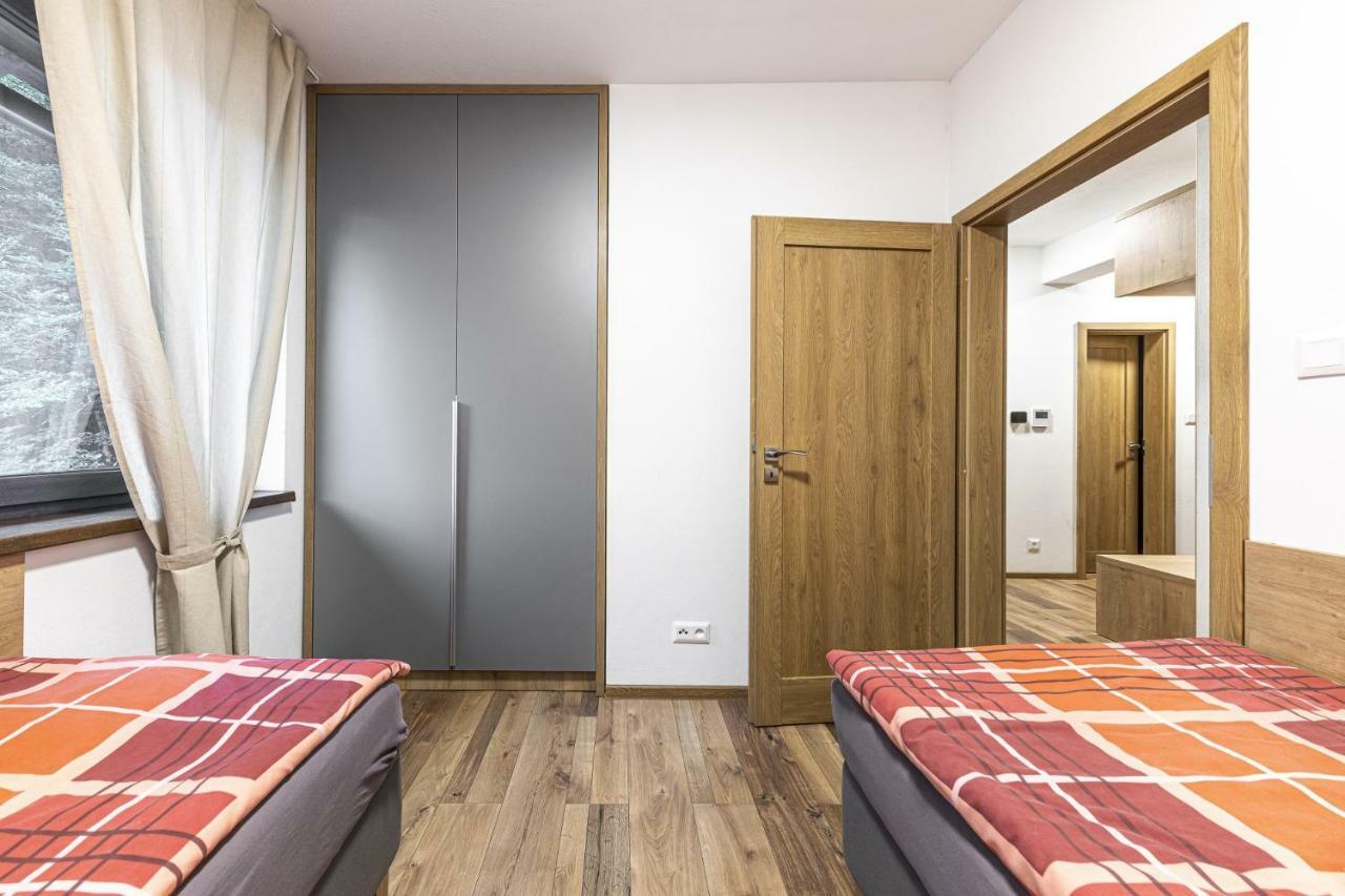 Apartmanovy Dom Poludnica - Chopok Juh Tale Exterior foto