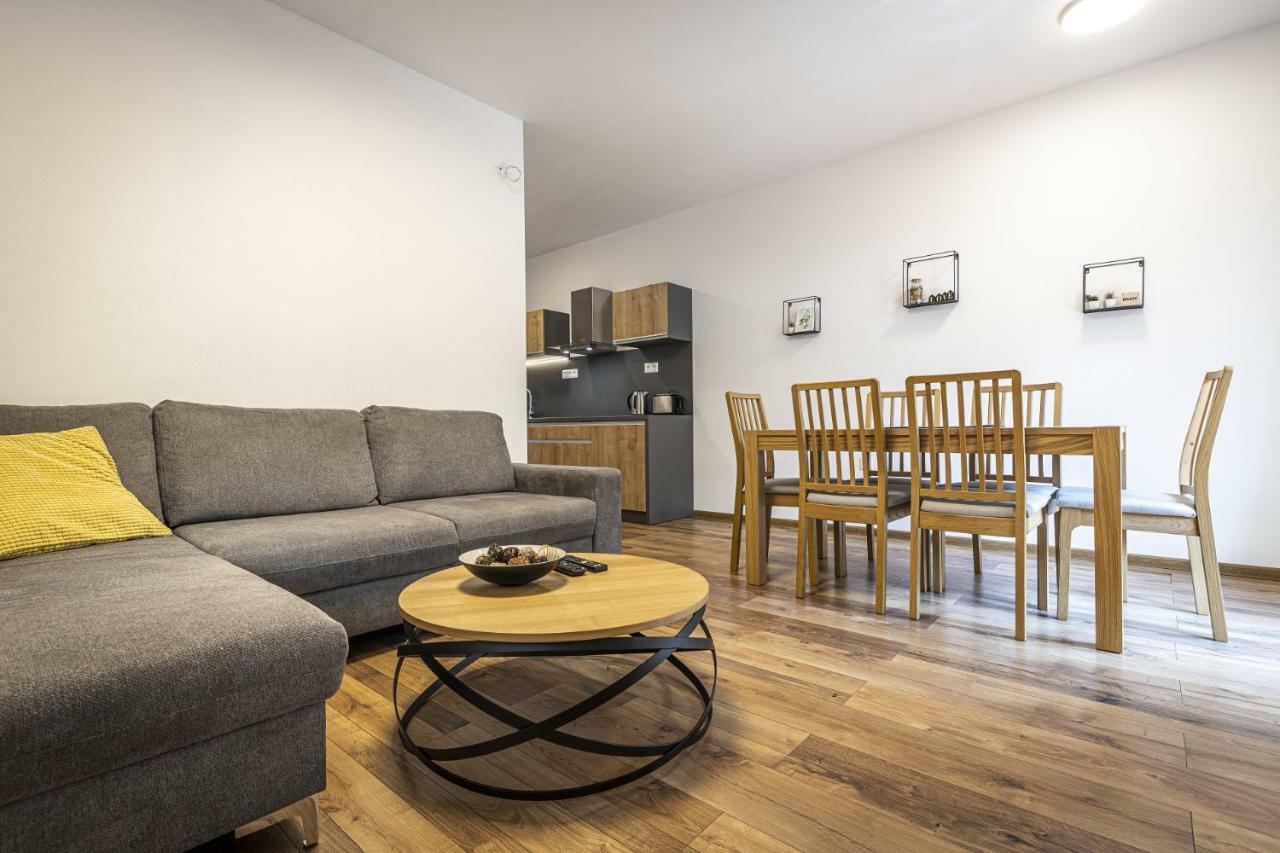 Apartmanovy Dom Poludnica - Chopok Juh Tale Exterior foto